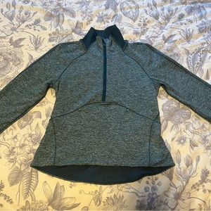 Lululemon half zip long sleeve top
